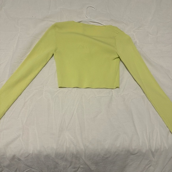 BRAND NEW Zara tie front jumper - Picture 3 of 3